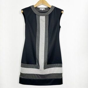 Sandra Darren Black and Grey Sleeveless Sheath Dress Size Small Geometric Lines
